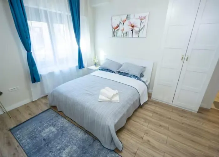 1006 Bluey Up To 4 Pers *